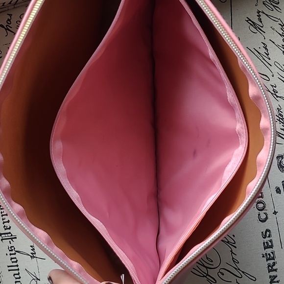 Large travel pouch - Picture 4 of 5